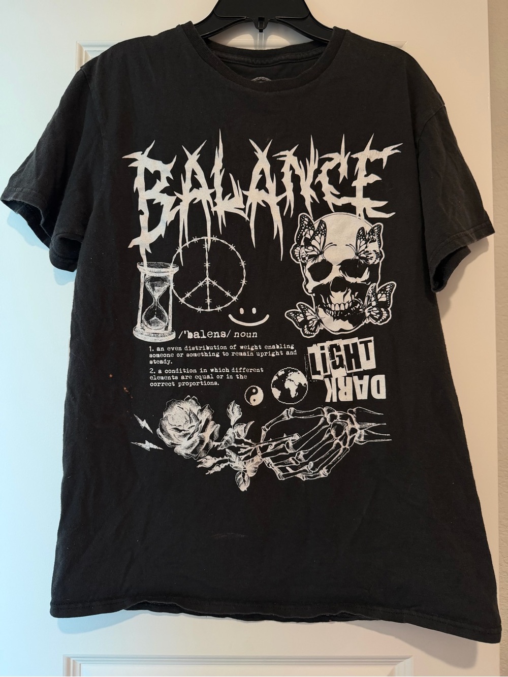 Black Graphic 'Balance' Short Sleeve Men's Tee